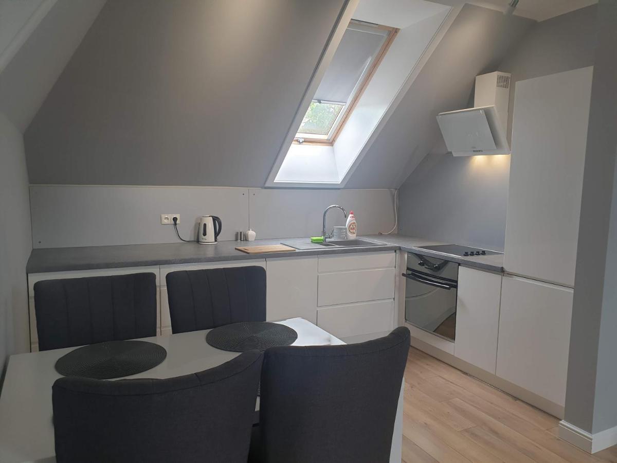 Aparthenryk1 Apartment